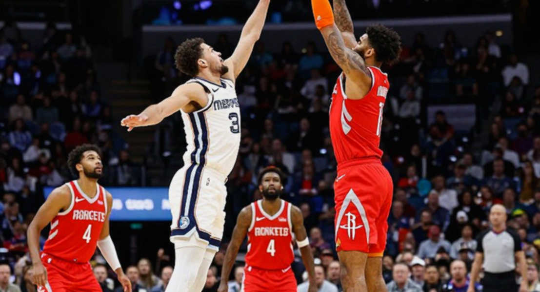 Olympiacos thắng AEK 93-80 ở bán kết Super Cup, nhưng Vezenkov gióng chuông về lỗi lặp lại