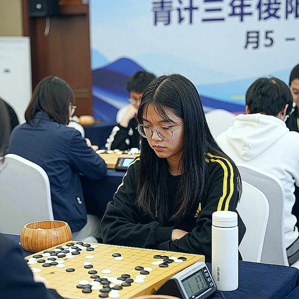 Bầu cử FIDE ở Samarkand ngày 26 tháng 9: Lời hứa đưa Carlsen trở lại và khoảng trống quyền lực chưa ai lấp