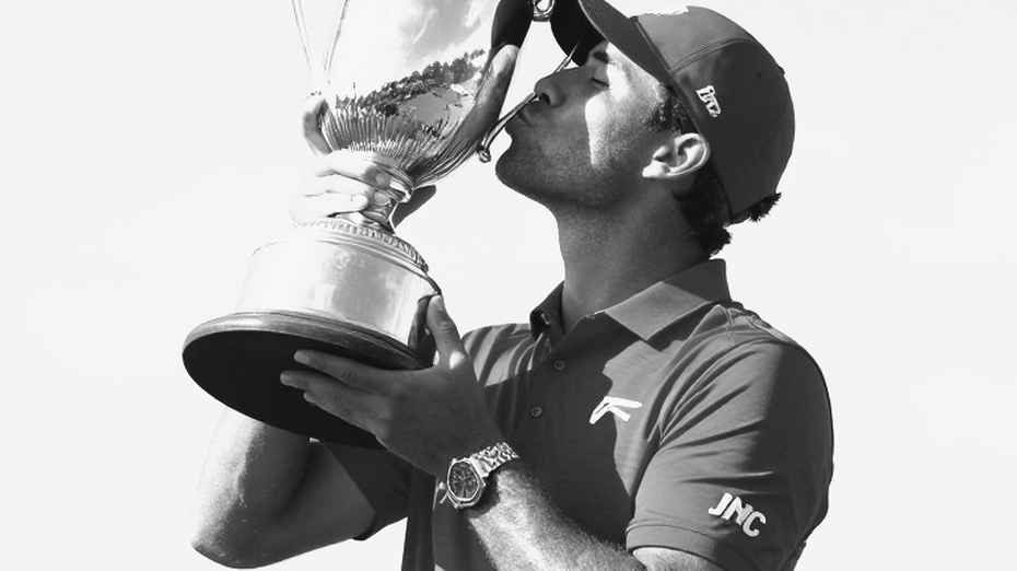 Khi Cỗ Máy Đọc Golf Trở Về Tay Không