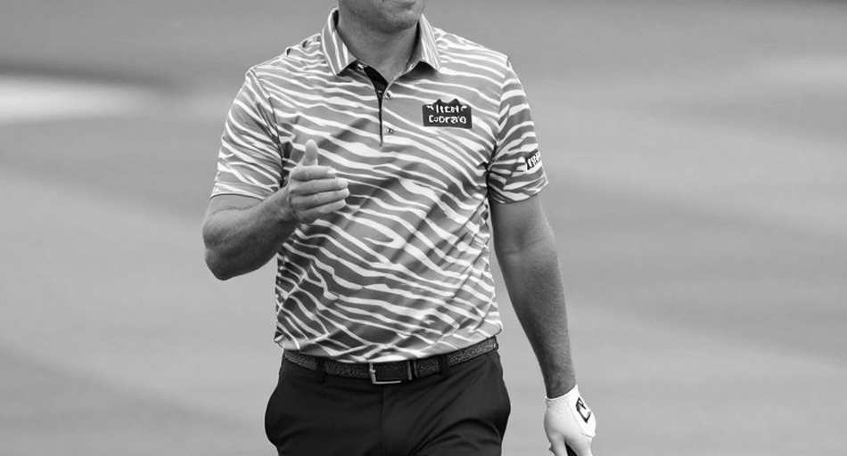 Khi hợp đồng thay bảng điểm: cấu trúc thật của thị trường chuyển nhượng golf